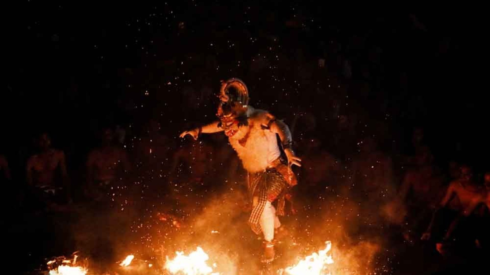 Uluwatu-Temple-Kecak-Dance-Time