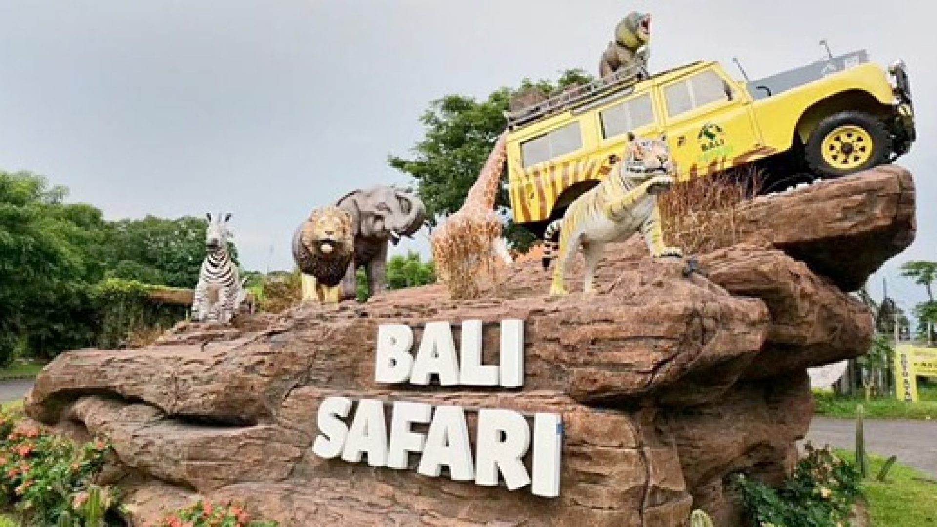 bali-safari-marine-park-yesitsme